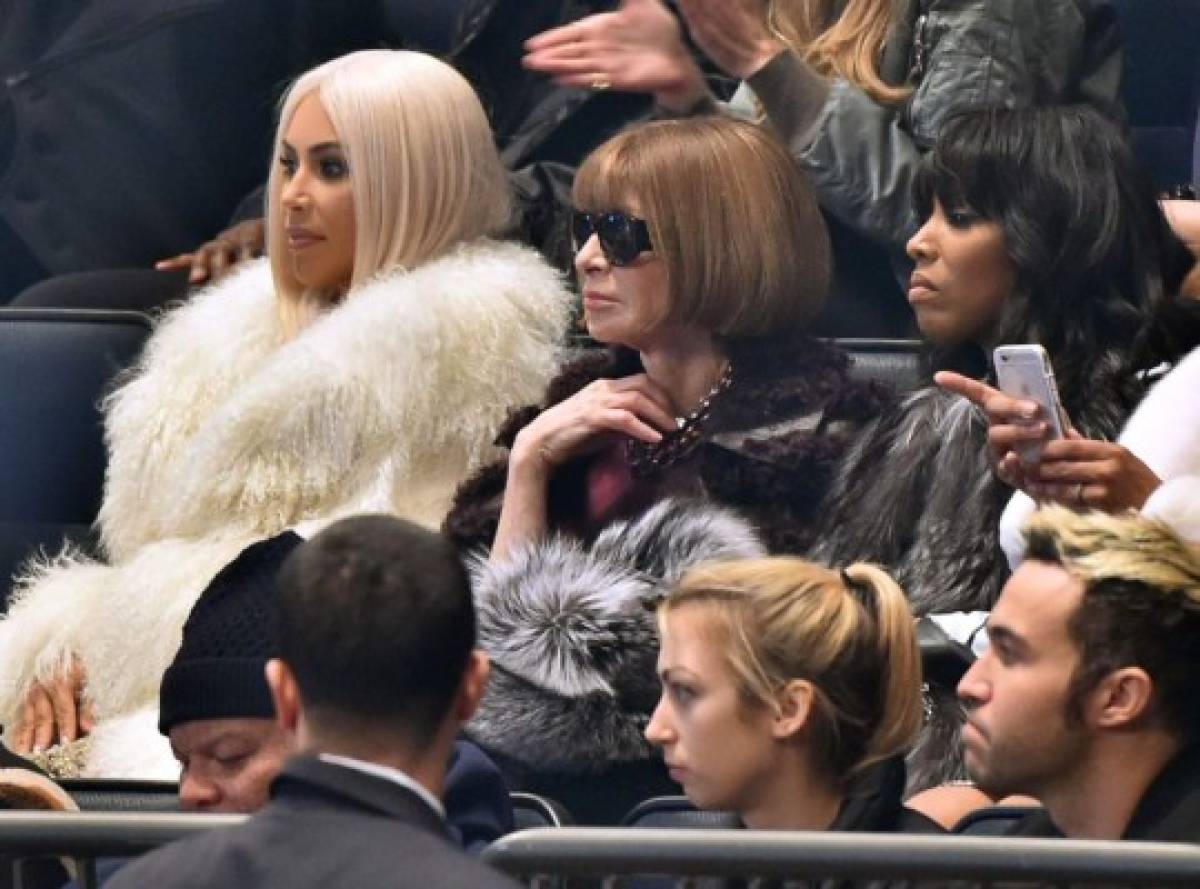 Kim Kardashian se renueva y cambia de color su cabellera