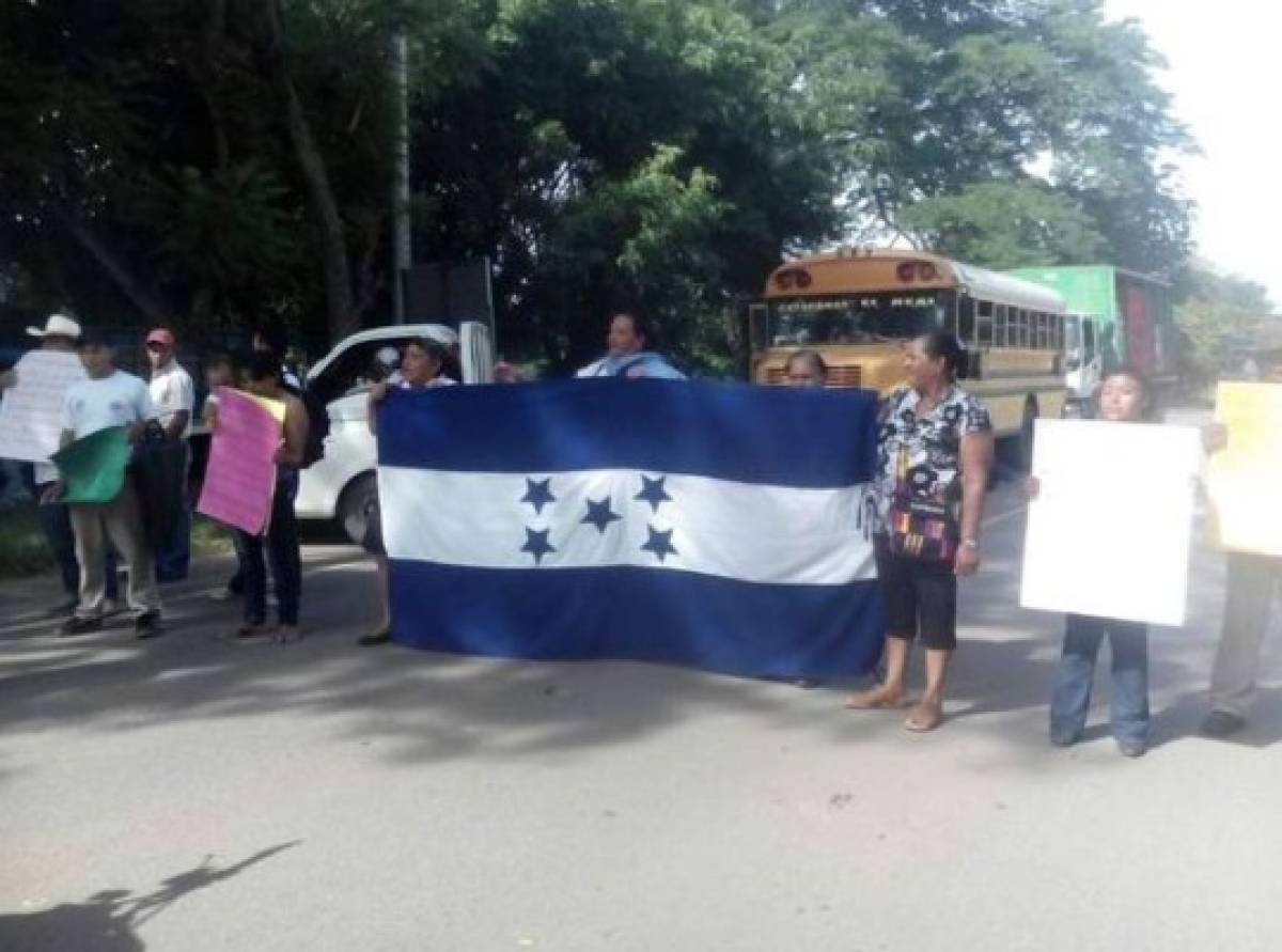 Tomas buscan desestabilizar al gobierno y provocar el caos