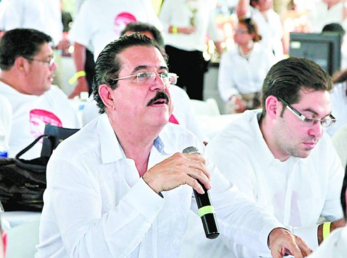 Manuel Zelaya pide que se haga plebiscito