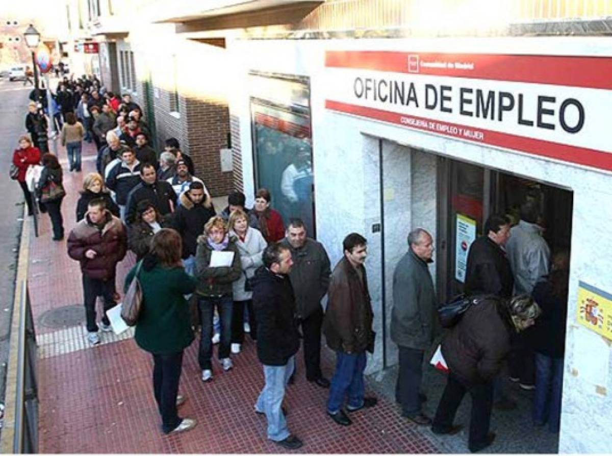 Desempleo ahuyenta a latinos de España