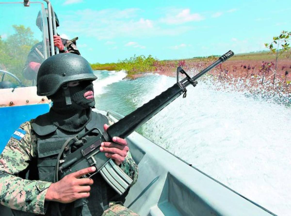 Honduras: Férreo control militar en el mar y en la laguna de Caratasca