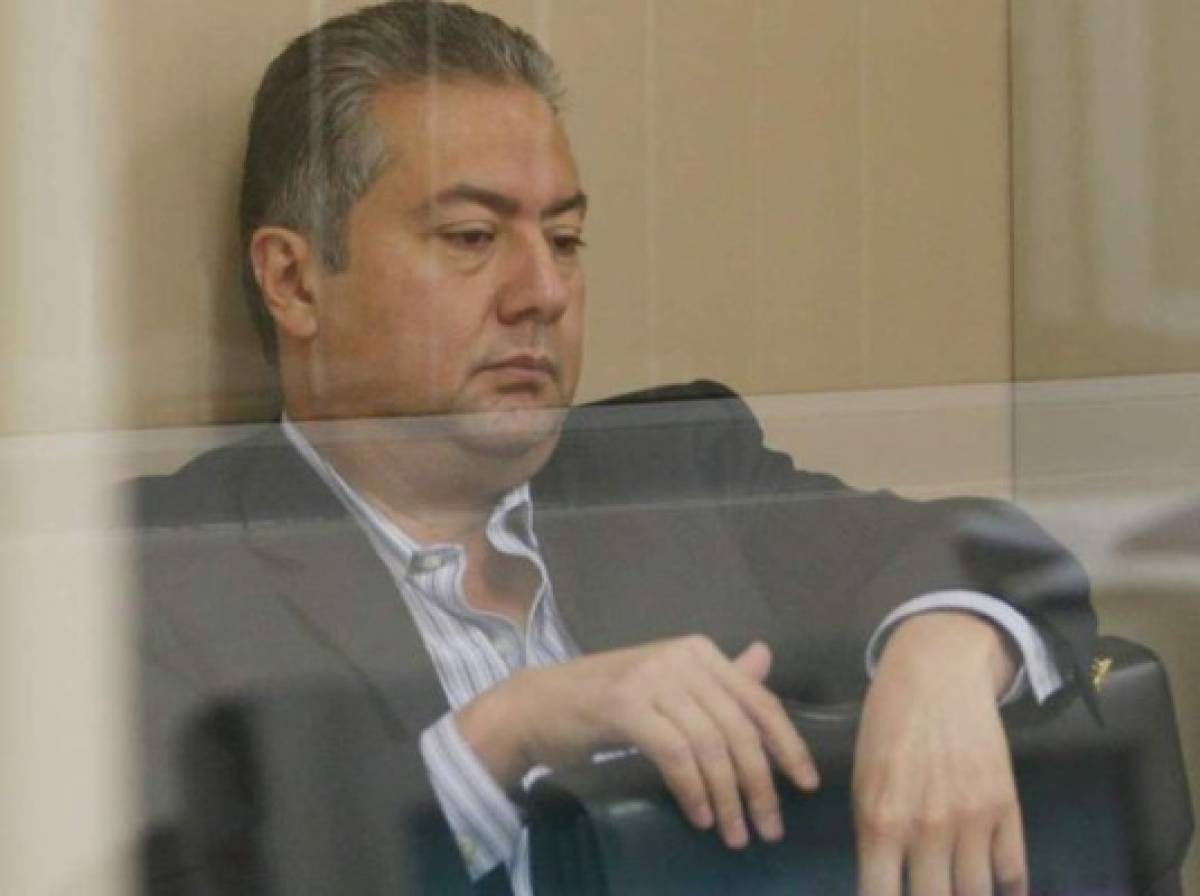 Roberto Cardona acepta acusaciones en su contra y solicita una sentencia de estricta conformidad