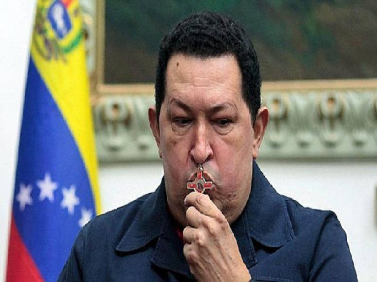 Suspenden festejos de fin de año por agravamiento de Hugo Chávez