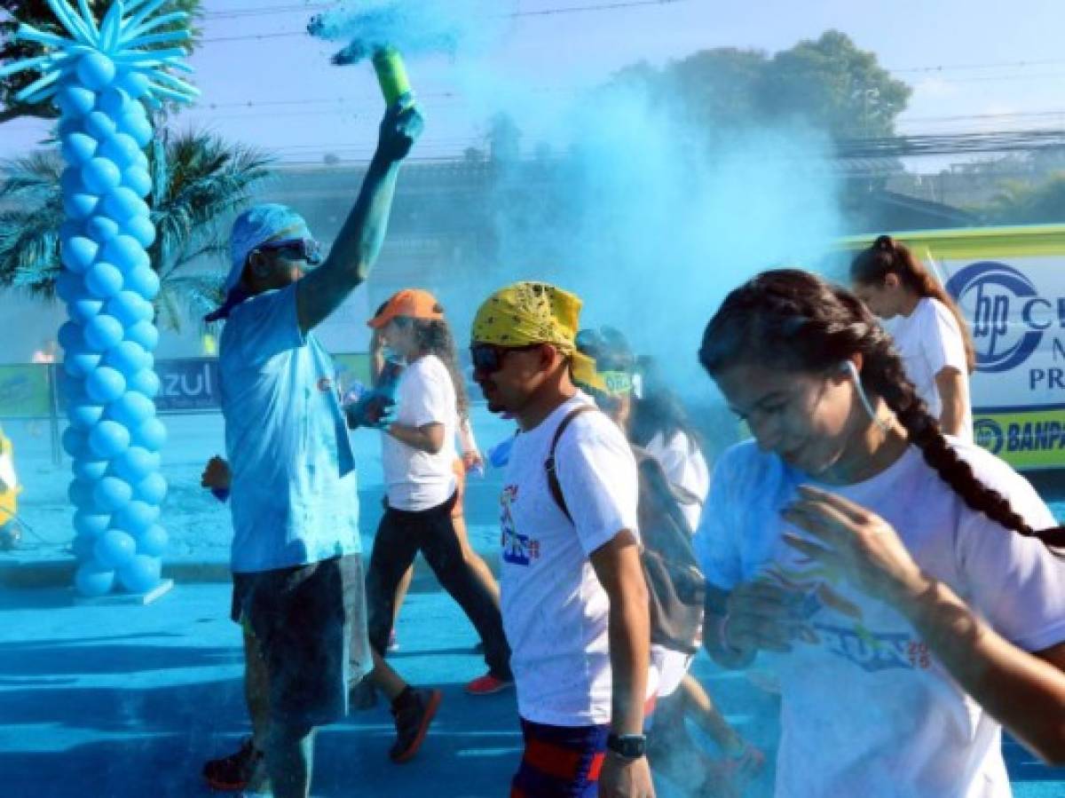 La capital de Honduras se pintó de colores