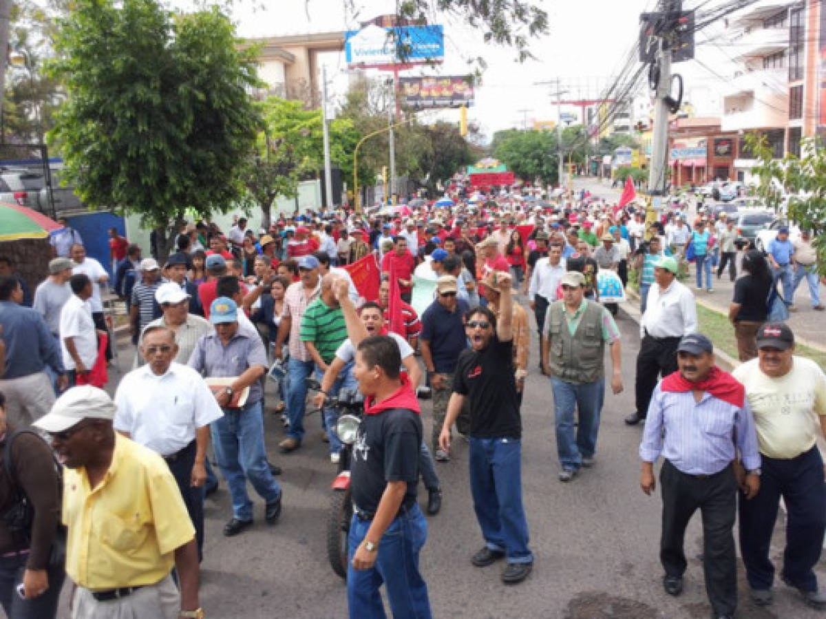 Infierno vial y severos daños a la propiedad deja movilización de la Resistencia Popular