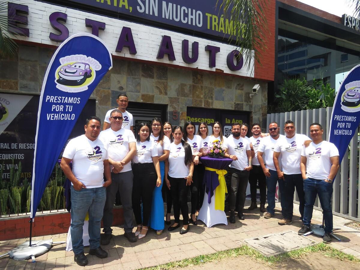 Colaboradores de PrestaAuto Tegucigalpa celebraron a lo grande el segundo aniversario.