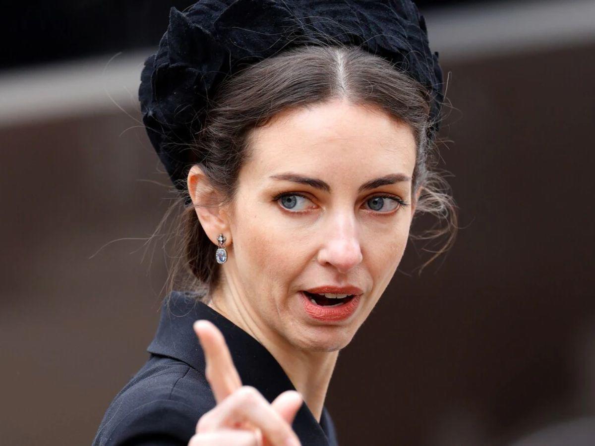 Presunta amante del príncipe William se pronuncia por los rumores de infidelidad