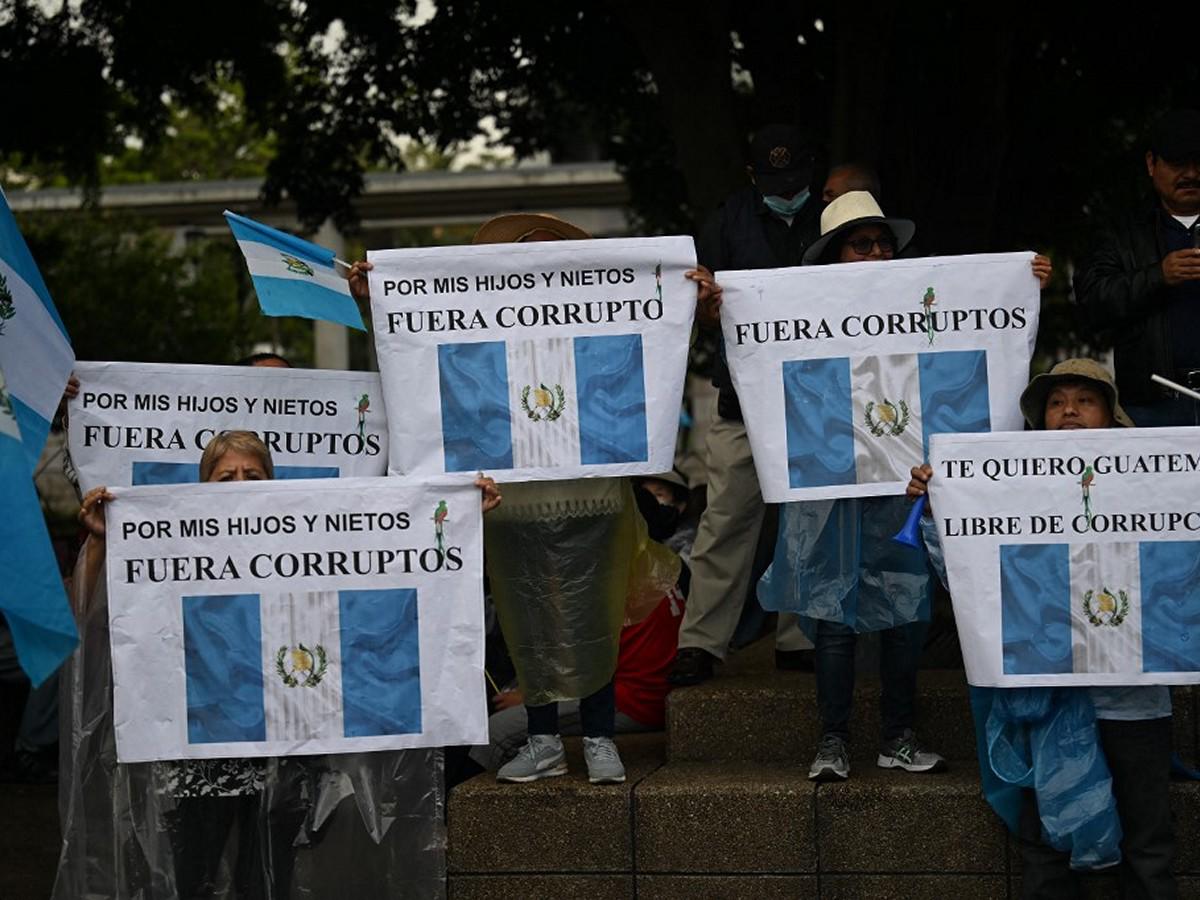 Tribunal Electoral de Guatemala suspende inhabilitación al partido de Arévalo