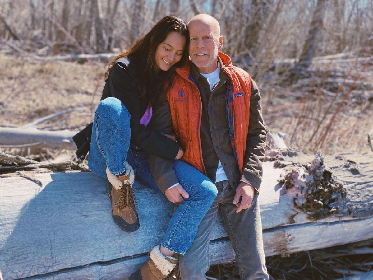 Esposa de Bruce Willis, admite que “no está bien” mientras afronta la enfermedad del actor