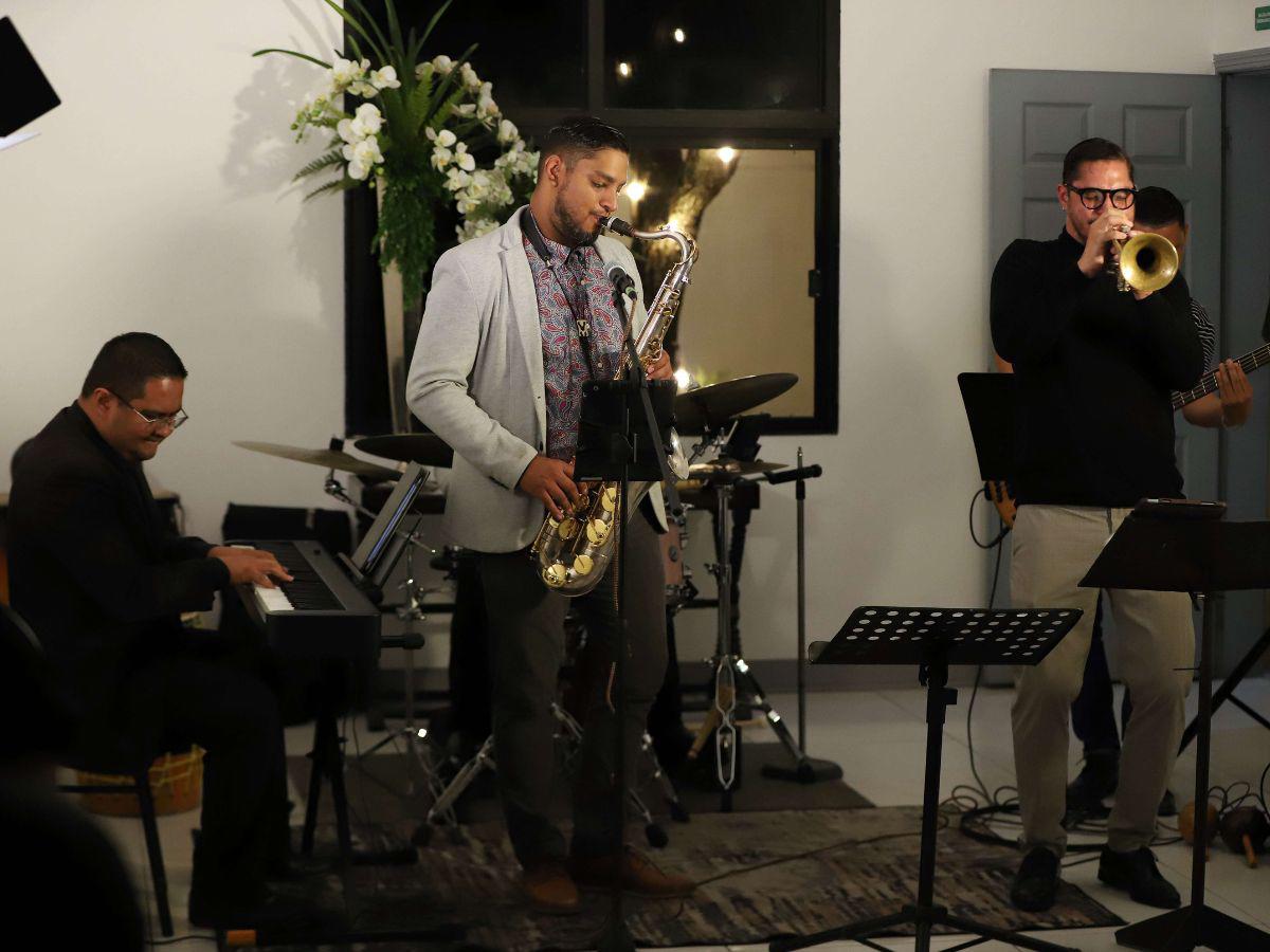 Hibriduz Jazz lanza centro de negocios y su nuevo álbum