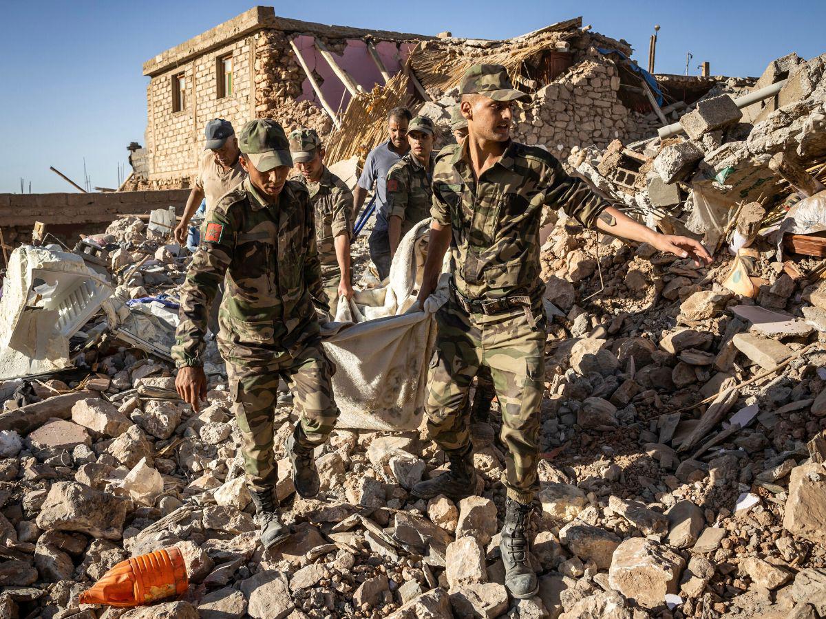 Terremoto en Marruecos suma más de 1,300 muertos, según reportes