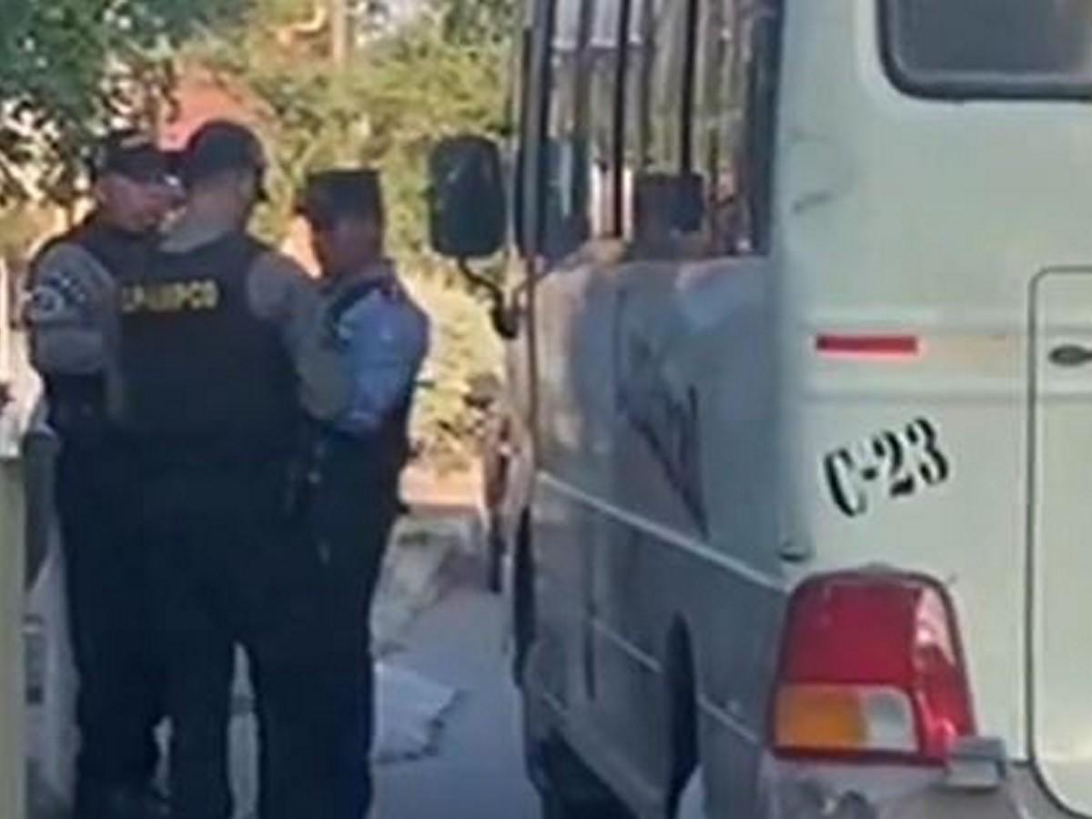 Muere linchado presunto ladrón tras matar a cobrador de bus en barrio Barandillas