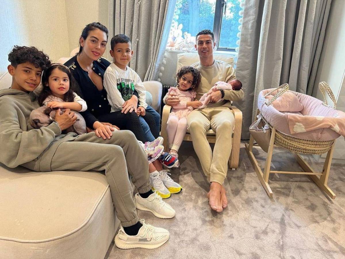 Cristiano Ronaldo y Georgina Rodríguez ya están en casa con su recién nacida