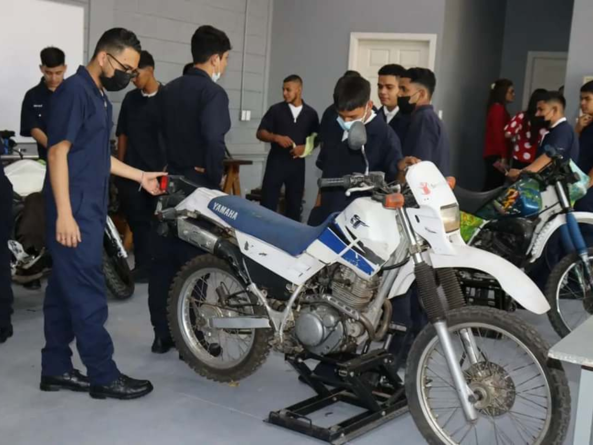 Infop lanza carrera técnica de mecánica de motos: ¿Cómo se puede matricular?