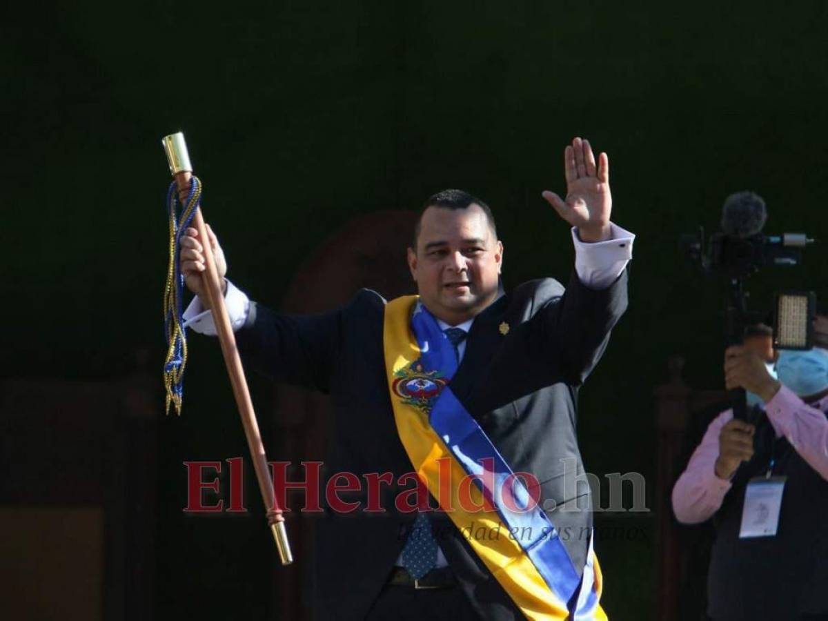 Jorge Aldana asume su cargo como alcalde del Distrito Central 2022-2026