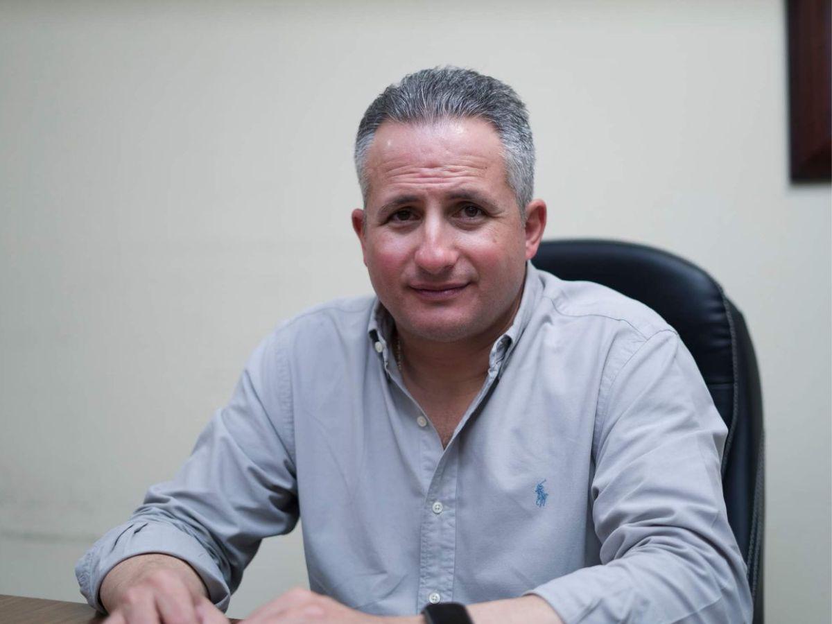 Burbara: “No se ha cumplido el objetivo, es un fracaso lo de Javier Delgado y lo de la junta directiva”