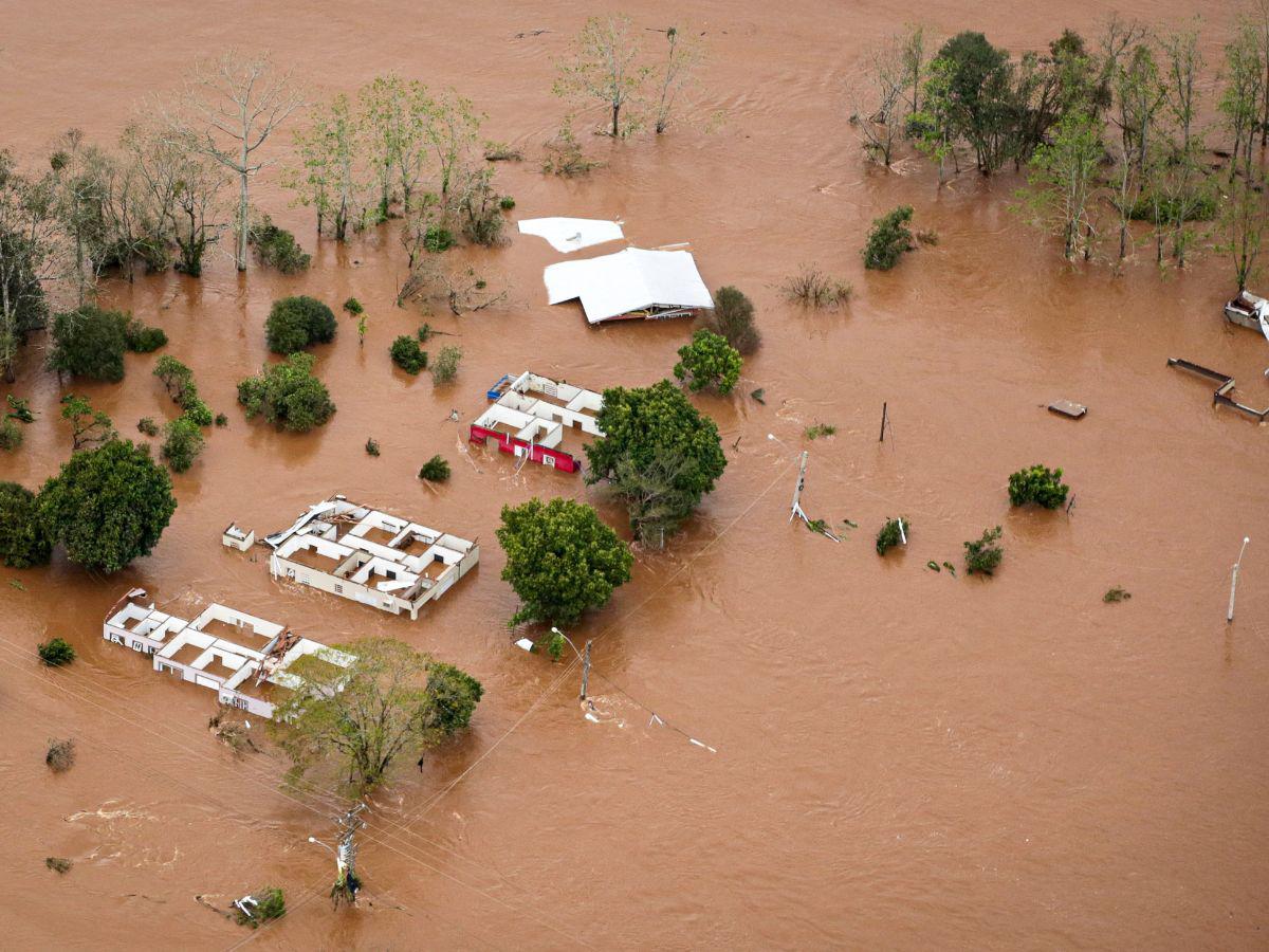 Un ciclón deja al menos 21 muertos en el sur de Brasil