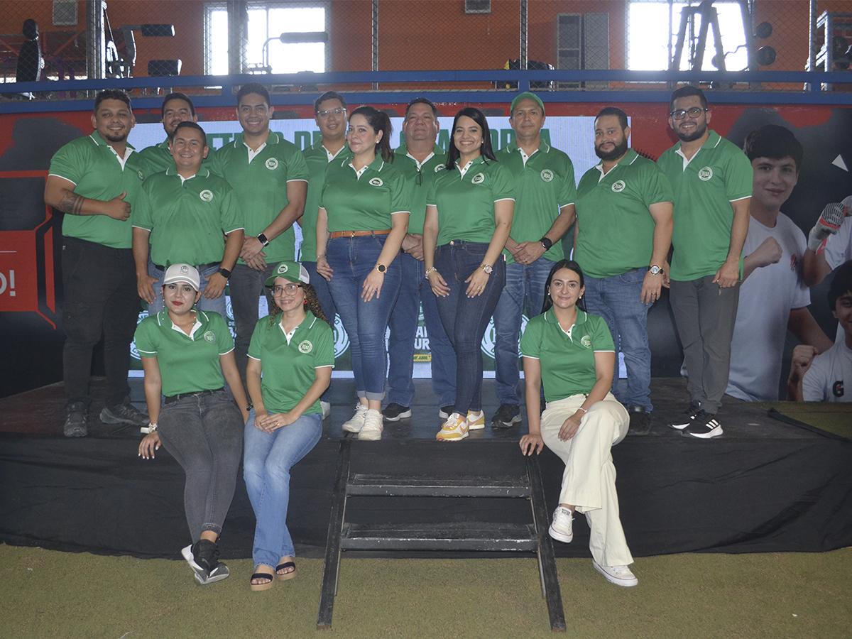 <i>Los colaboradores de Cenosa comparten momentos de camaradería y diversión en el Día del Albañil Hondureño.</i>