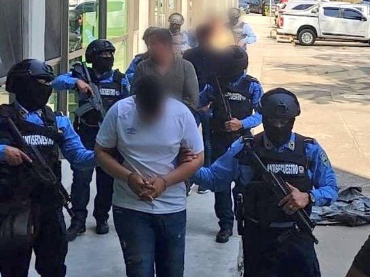 Dictan prisión preventiva para agentes de Dipampco acusados de secuestro