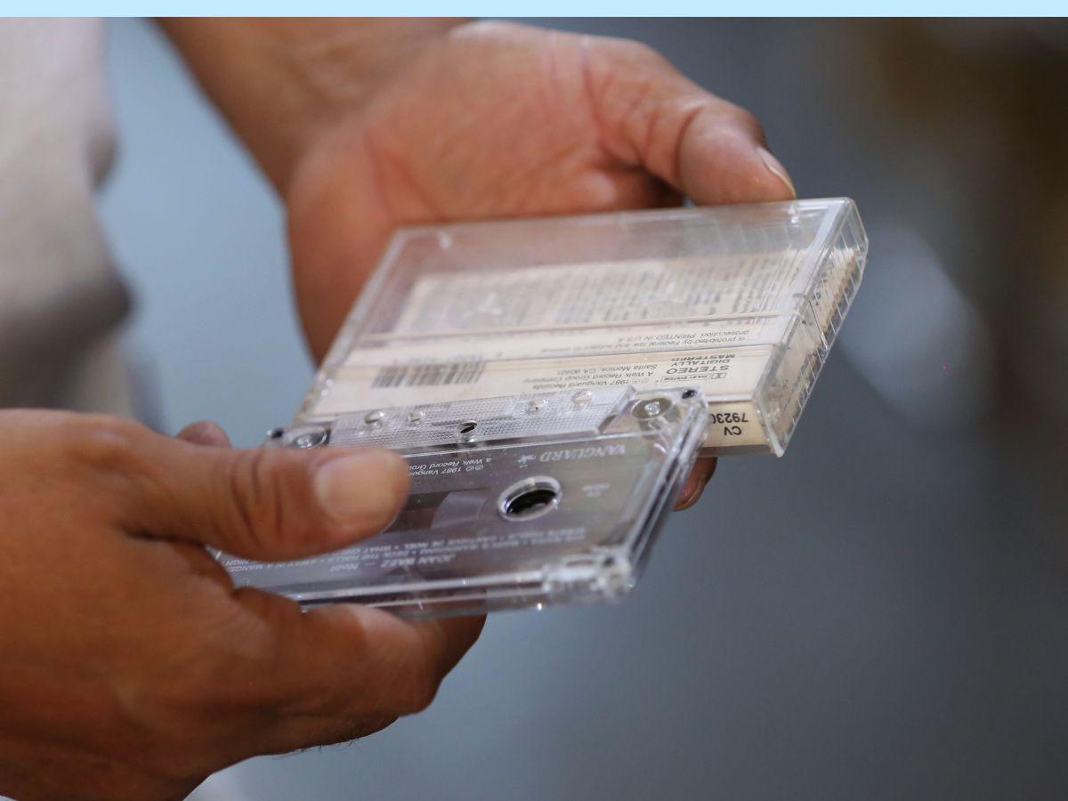 Los CD, casetes y USB se resisten a desaparecer pese al avance tecnológico
