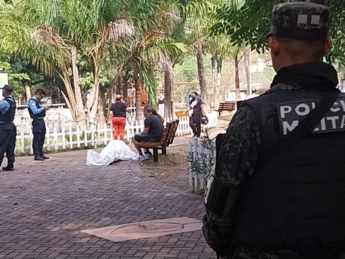 Hombre muere mientras se ejercitaba en un parque de La Vega en capital