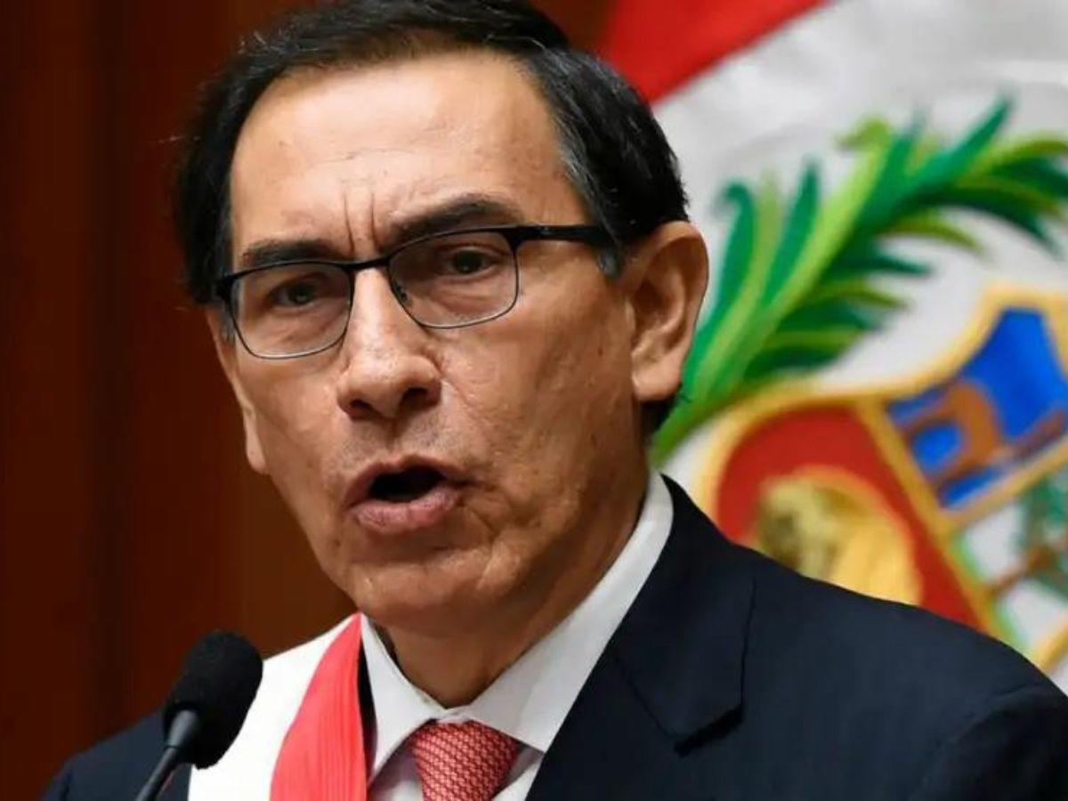 Allanan casas de expresidente de Perú, Martín Vizcarra, investigado por corrupción