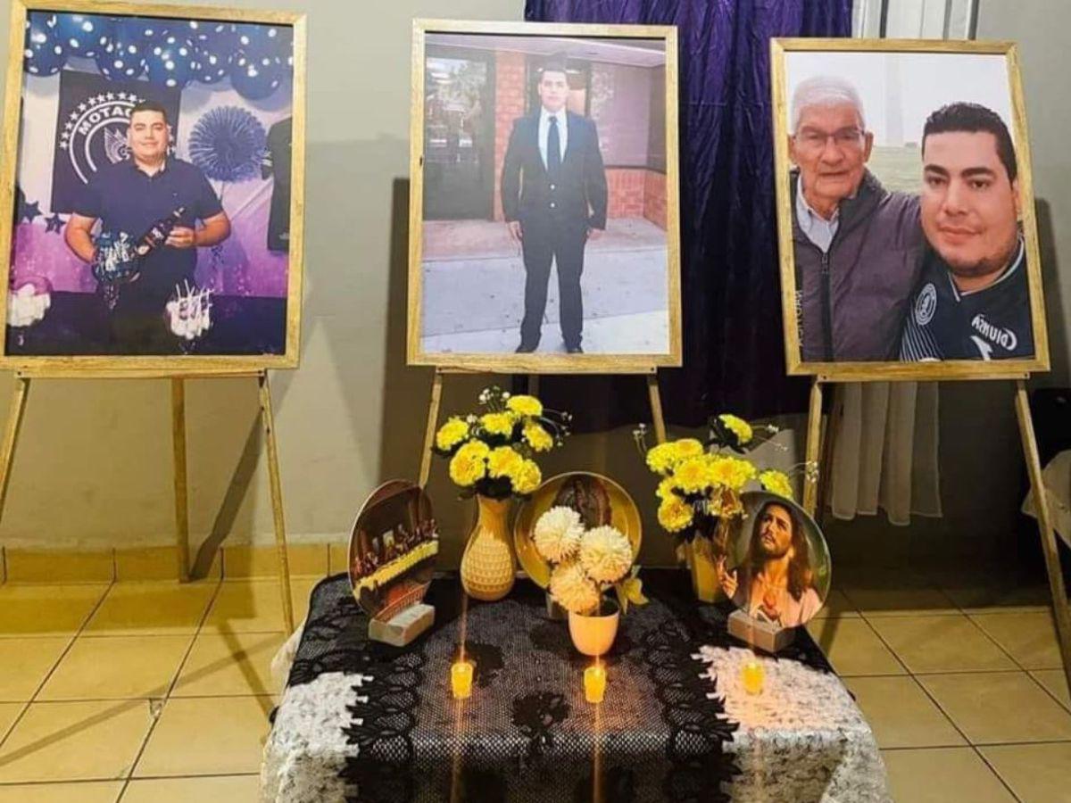 La familia de Maynor Suazo elaboró este altar para velarlo en su natal, Azacualpa.