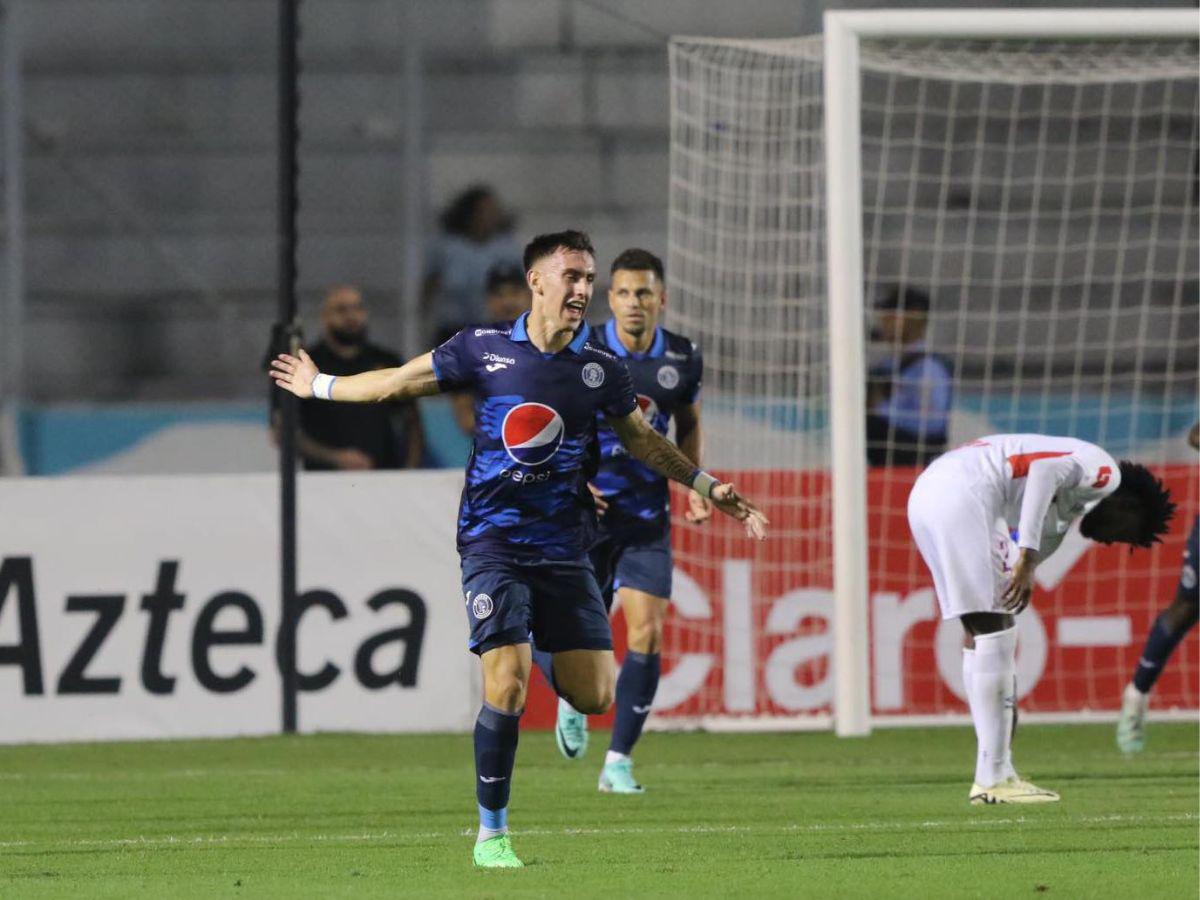 El cuestionado Rodrigo Auzmendi devolvió a la vida a Motagua estrenándose como goleador en el clásico de semifinales.