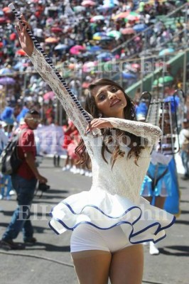 Honduras: Las palillonas más bellas de los desfiles patrios 2016