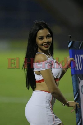 ¡Preciosas catrachas! Belleza femenina adorna la fecha 6 del Torneo Clausura