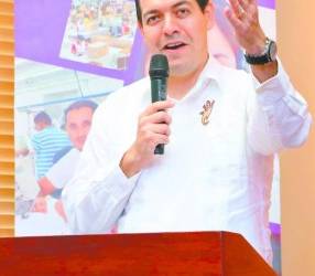 El secretario de Trabajo, Carlos Madero, afirmó ayer en San Pedro Sula que la Ley de Protección Social garantiza el 50 por ciento de las prestaciones a todos los trabajadores.