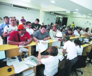 El Congreso Nacional aprobó una amnistía que exonera de multas a quienes mantienen deudas por tasa anual.