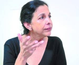 Patricia Rodas está inscrita en cinco corrientes para la subcoordinación general en el Partido Libre.