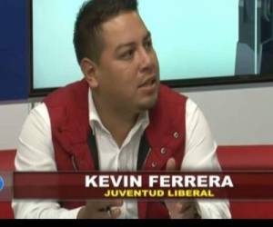 Una de las participaciones del dirigente liberal Kevin Ferrera en foros de televisión, foto: Tomada del Facebook de Kevin Ferrera.