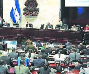 Sesión Congreso Nacional para elección del resto de diputados que faltan en nueva corte suprema de justicia.