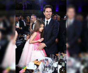 Suri es la única hija de Tom Cruise con su exesposa Katie Holmes. Ambos famosos están separados desde el 2012.