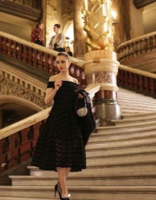 Lily Collins, la estrella de Netflix que encanta con su papel en 'Emily en París'