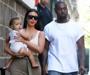 Esposo de Kim Kardashian confirma el nacimiento de su segundo hijo, un varón.
