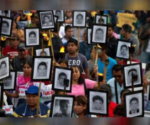 La desaparición de los 43 fue el caso que más conmocionó al país durante el gobierno anterior. Foto: AFP