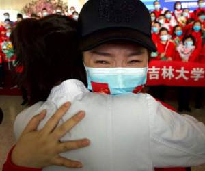 China reporta menos contagios y la ciudad de Wuhan ha vuelto a salir de confinamiento. Foto: AP