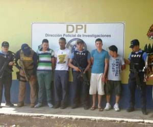 Los cuatro detenidos son sospechosos de la muerte del agente antiextorsión (Foto: DPI/ El Heraldo Honduras/ Noticias de Honduras)