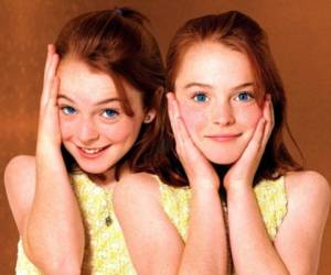 Erin Mackey (izquierda) y Lindsay Lohan (derecha), las protagonistas de la película de 'Juego de gemelas'.