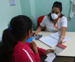 Las autoridades sanitarias han alertado a la población a tomar medidas preventivas para evitar la propagación del virus. Foto: Johny Magallanes/EL HERALDO.