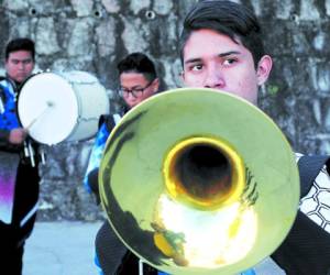 Una de las fortalezas de la banda es ejecutar instrumentos de viento. (Foto: El Heraldo Honduras)