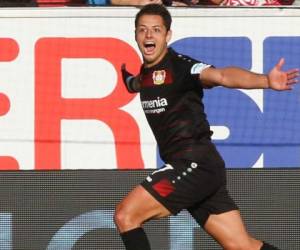 Chicharito cuando jugaba en Bayer Leverkusen. Foto: AFP