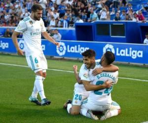 Dani Ceballos celebrando uno de los goles del Madrid. Foto: Agencia AFP