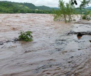 Las lluvias caídas en la zona norte del país han elevado el nivel de las aguas del Ulúa y el Chamelecón. (Foto: El Heraldo Honduras, Noticias de Honduras)