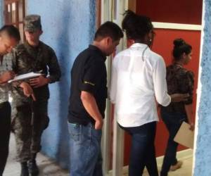 La oficina de Gerencia Municipal de la alcaldía de la ciudad de La Ceiba fue sorprendida por los fiscales.