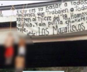 A la par de los cuerpos encontraron una pancarta de un cartel de Sinaloa. Foto: Infobae.