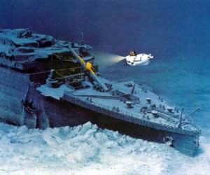 1. Es el único trasatlántico que se ha hundido por chocar con un iceberg: A parte de la ya conocida historia de amor entre Jack Dawson y Rose Dewitt llevada a la pantalla grande en 1997, a continuación te presentamos 12 hechos reales que jamás habían sido contados del Titanic.